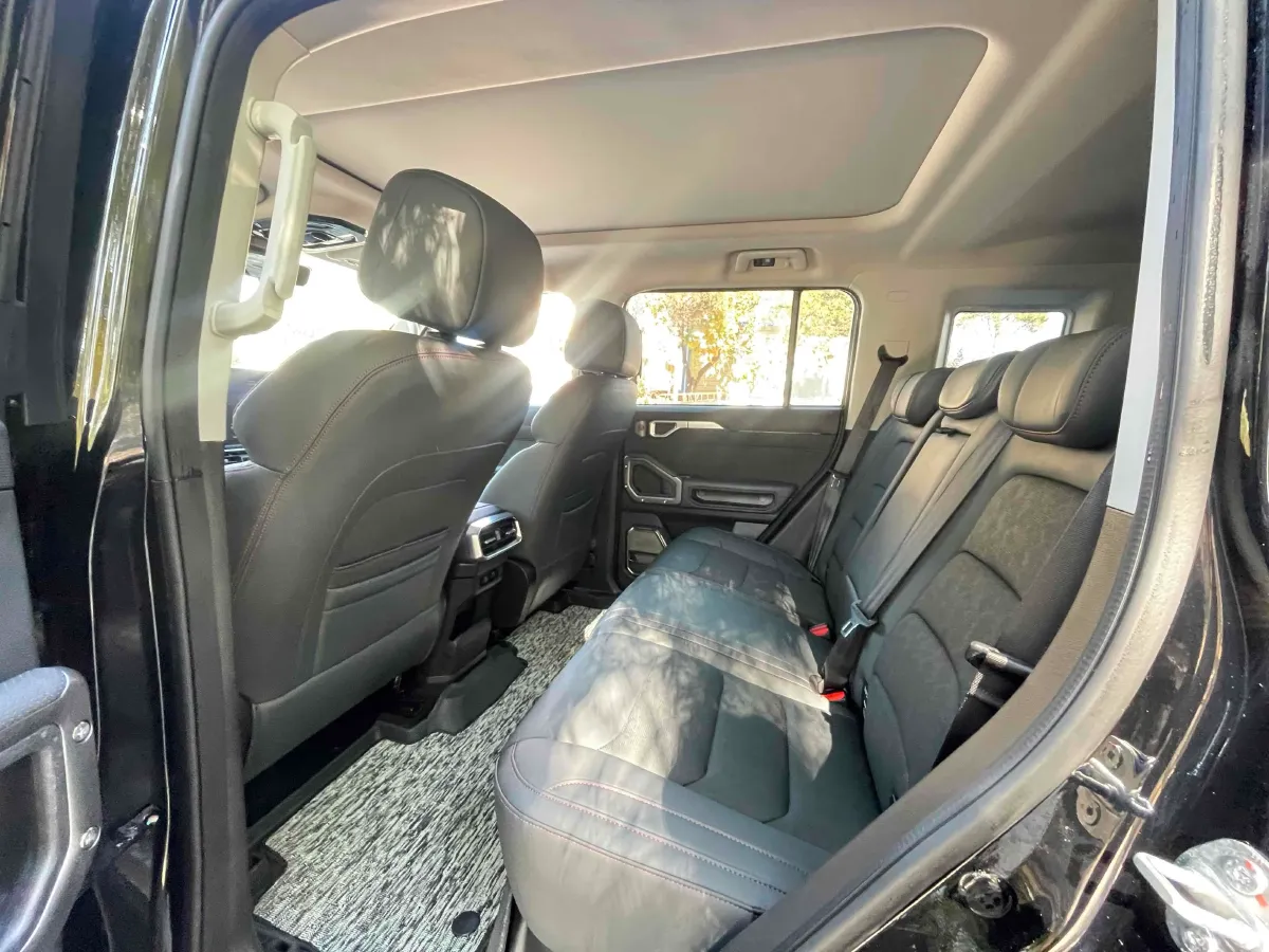 2023 Jetour Traveller 2.0T 254HP L4 7DCT,autocango,china used car exporter,china ev exporter,chinese used car exporter,chinese used ev exporter