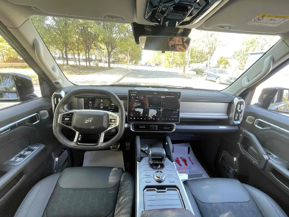 2023 Jetour Traveller 2.0T 254HP L4 7DCT,autocango,china used car exporter,china ev exporter,chinese used car exporter,chinese used ev exporter