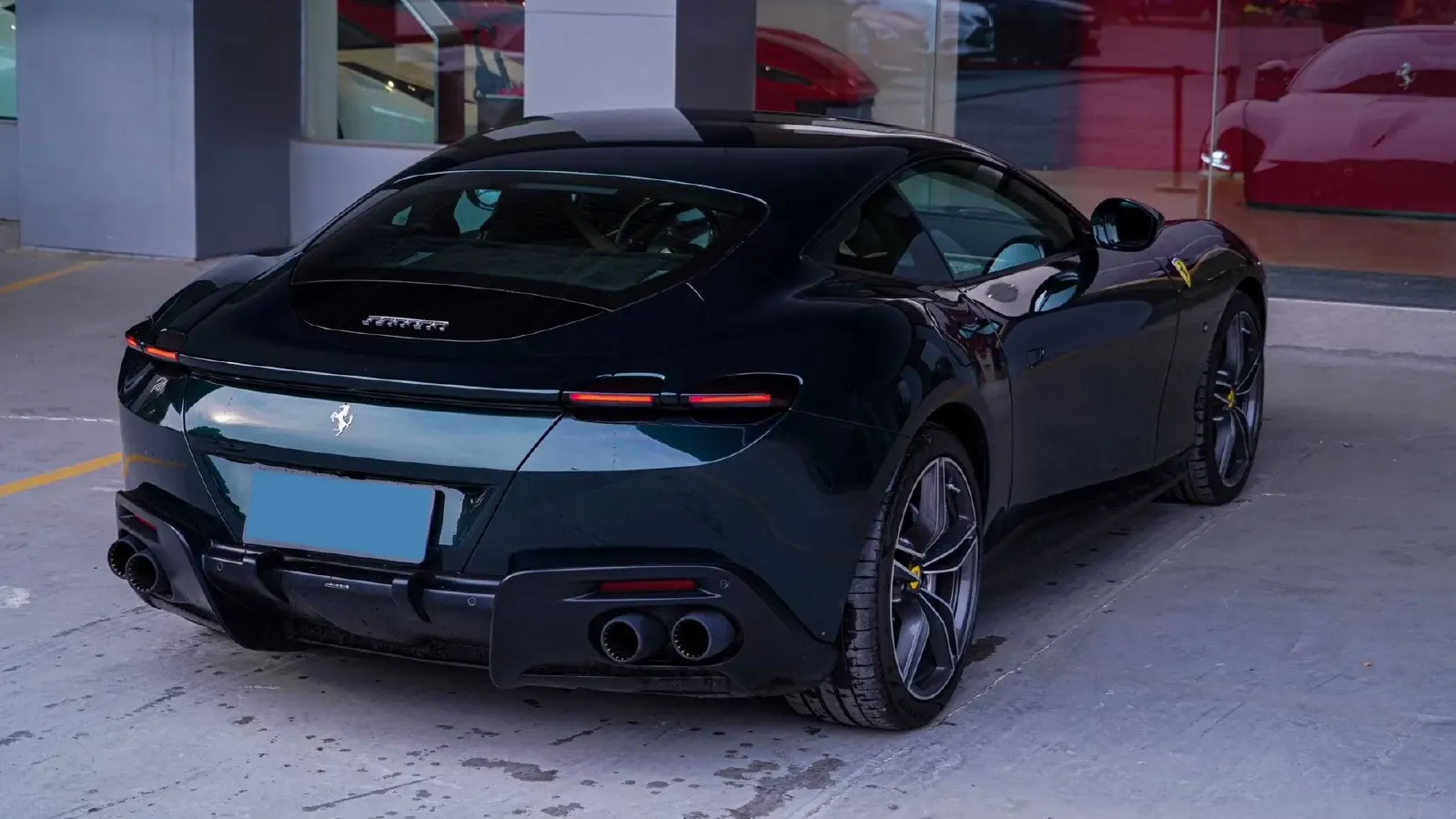 2020 Ferrari Roma 3.9T 620HP V8 8DCT,autocango,china used car exporter,china ev exporter,chinese used car exporter,chinese used ev exporter