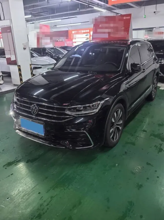 2024 Volkswagen Tiguan L 2.0T 186HP L4 7DCT,autocango,china used car exporter,china ev exporter,chinese used car exporter,chinese used ev exporter