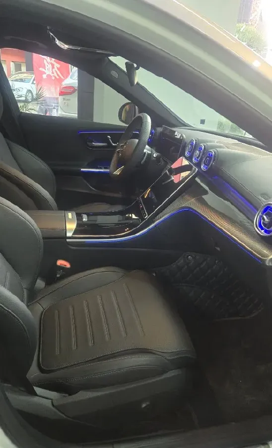 2025 Mercedes-Benz C Class 1.5T 204HP L4 9AT,autocango,china used car exporter,china ev exporter,chinese used car exporter,chinese used ev exporter