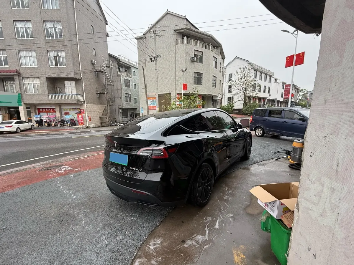 2022 Tesla Model Y BEV 60KWH,autocango,china used car exporter,china ev exporter,chinese used car exporter,chinese used ev exporter