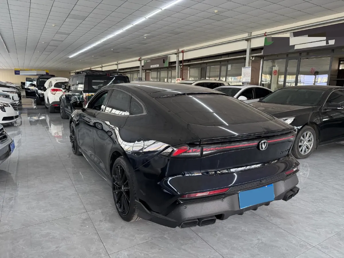 2025 ChangAn UNI-V 1.5T 192HP L4 7DCT,autocango,china used car exporter,china ev exporter,chinese used car exporter,chinese used ev exporter