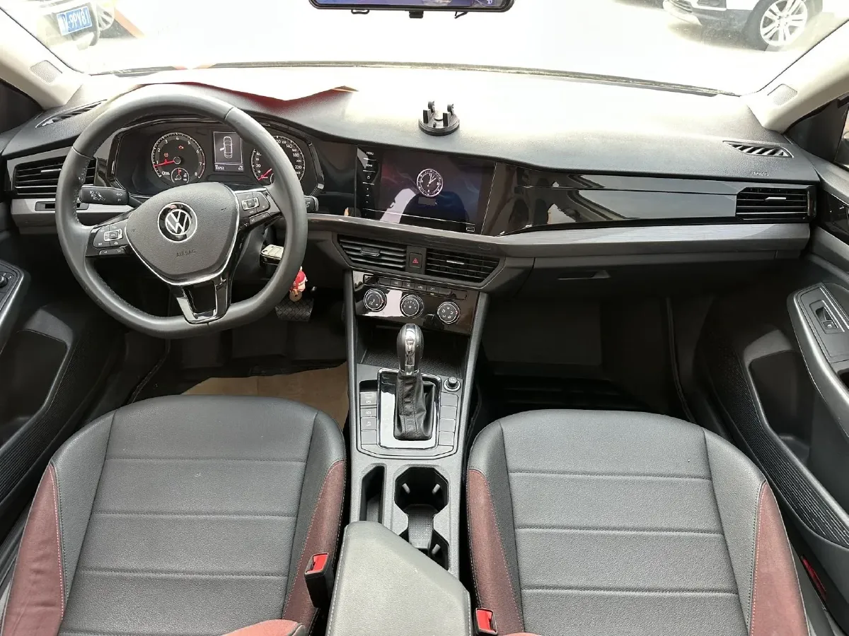 2021 Volkswagen Bora 1.5L 113HP L4 6AT,autocango,china used car exporter,china ev exporter,chinese used car exporter,chinese used ev exporter