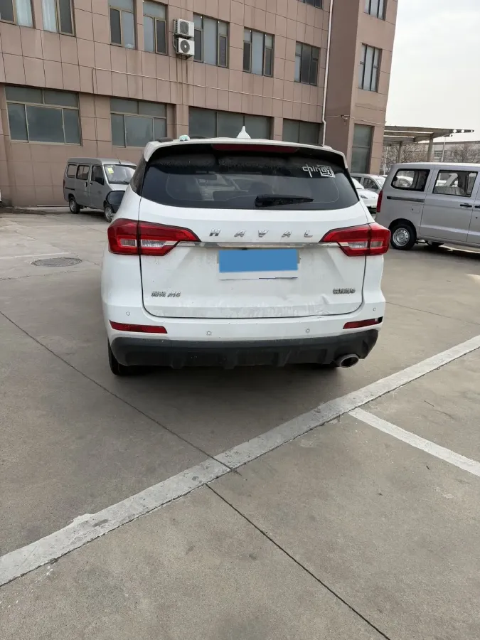 2019 Haval M6 1.5T 150HP L4 7DCT,autocango,china used car exporter,china ev exporter,chinese used car exporter,chinese used ev exporter