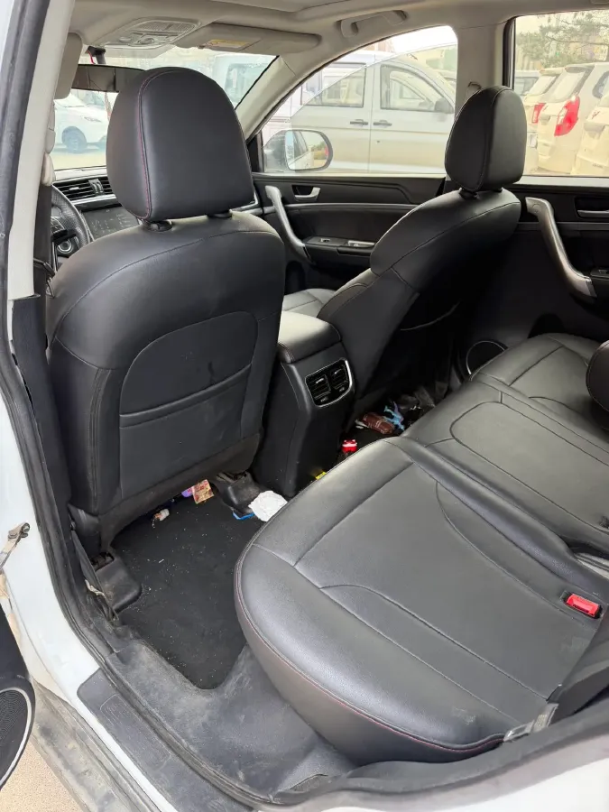2019 Haval M6 1.5T 150HP L4 7DCT,autocango,china used car exporter,china ev exporter,chinese used car exporter,chinese used ev exporter
