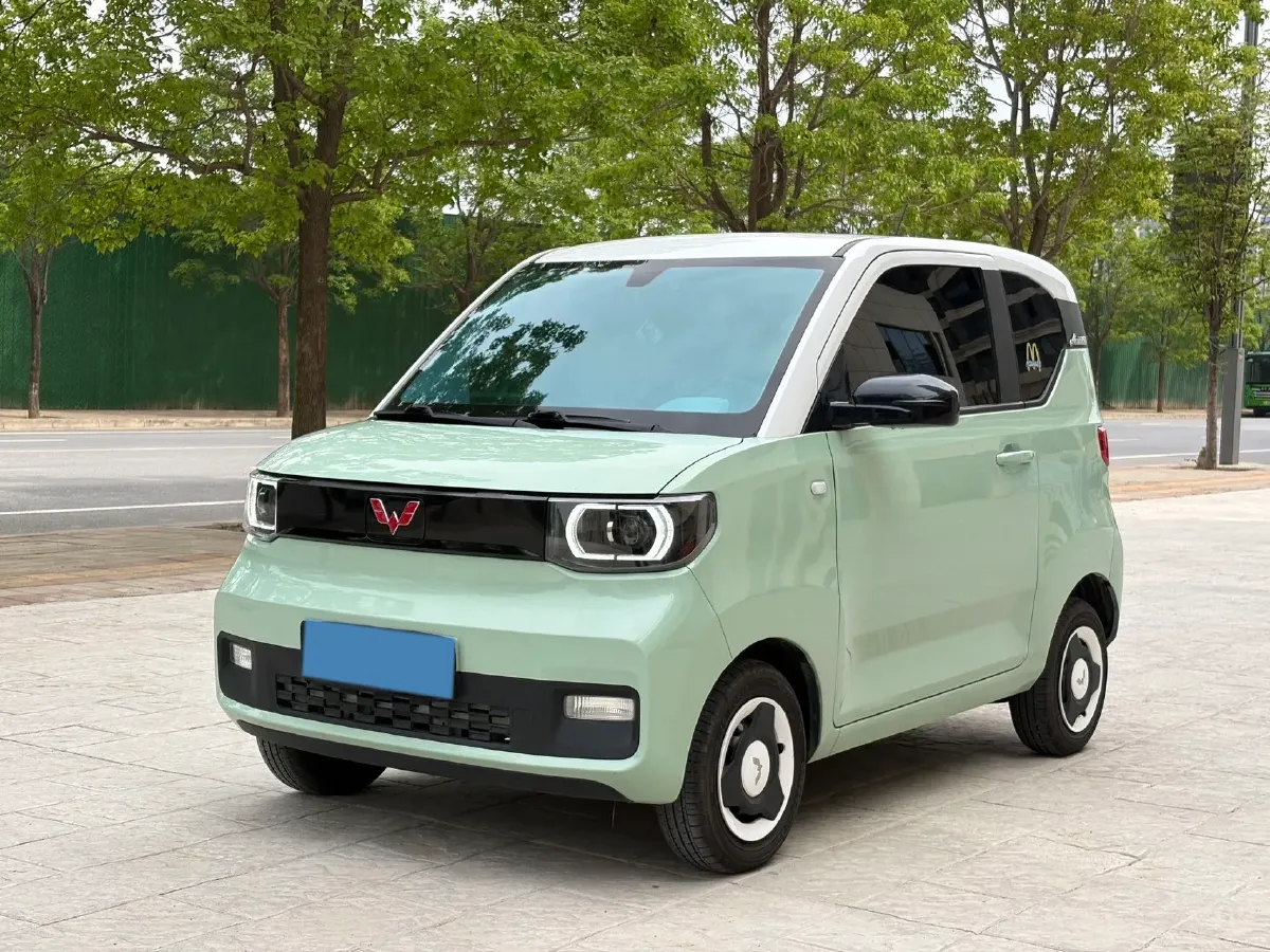 2021 WuLing HongGuang MINI EV BEV 13.9KWH,autocango,china used car exporter,china ev exporter,chinese used car exporter,chinese used ev exporter