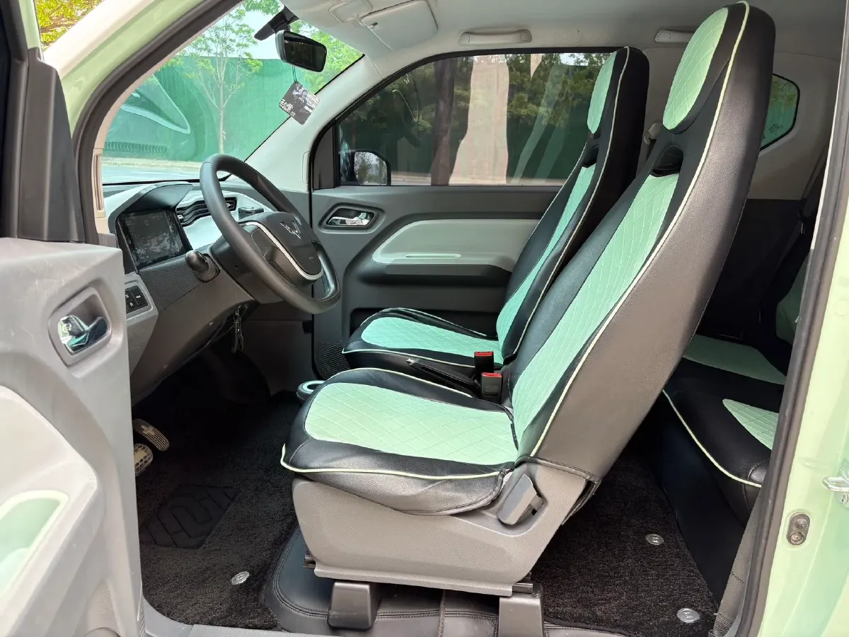 2021 WuLing HongGuang MINI EV BEV 13.9KWH,autocango,china used car exporter,china ev exporter,chinese used car exporter,chinese used ev exporter