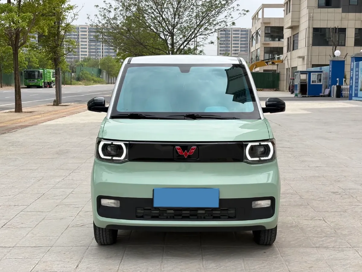 2021 WuLing HongGuang MINI EV BEV 13.9KWH,autocango,china used car exporter,china ev exporter,chinese used car exporter,chinese used ev exporter