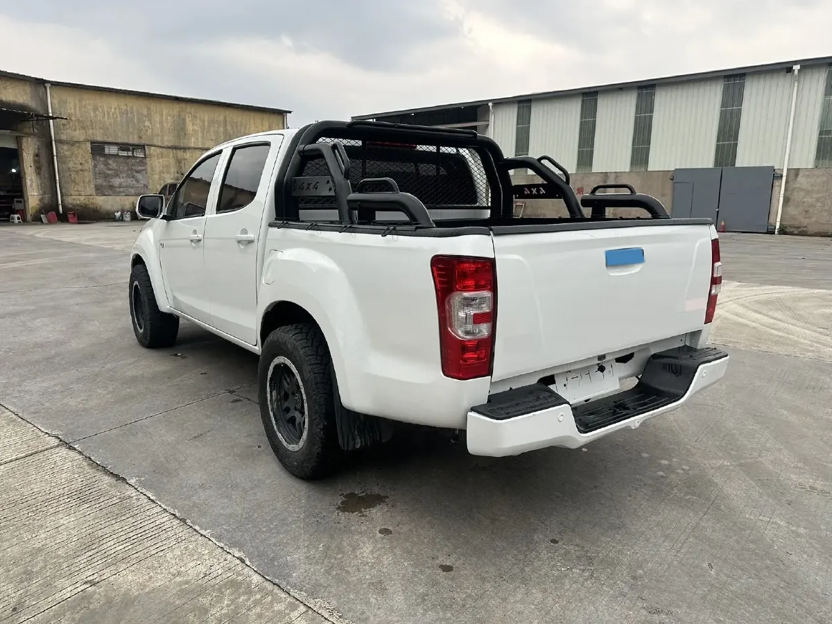 2018 Isuzu Jim 2.8T 116HP L4 5MT,autocango,china used car exporter,china ev exporter,chinese used car exporter,chinese used ev exporter