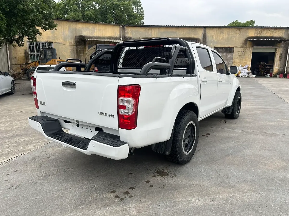 2018 Isuzu Jim 2.8T 116HP L4 5MT,autocango,china used car exporter,china ev exporter,chinese used car exporter,chinese used ev exporter