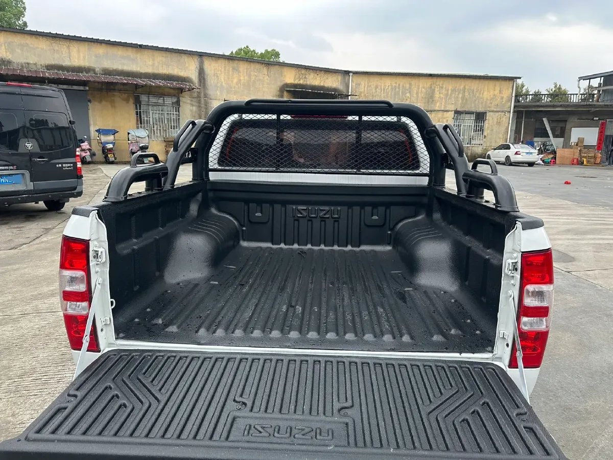 2018 Isuzu Jim 2.8T 116HP L4 5MT,autocango,china used car exporter,china ev exporter,chinese used car exporter,chinese used ev exporter