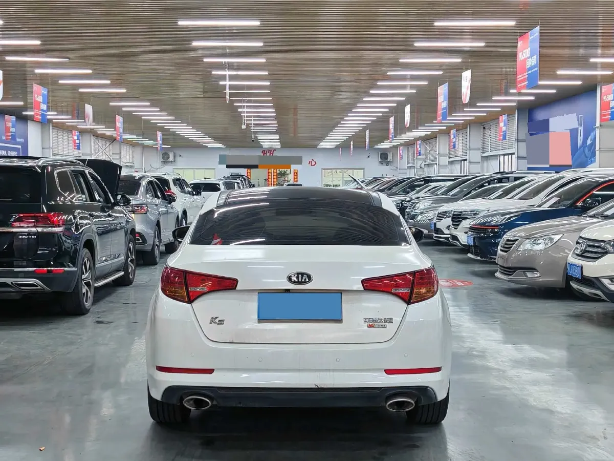 2012 Kia K5 2.0L 162HP L4 6AT,autocango,china used car exporter,china ev exporter,chinese used car exporter,chinese used ev exporter