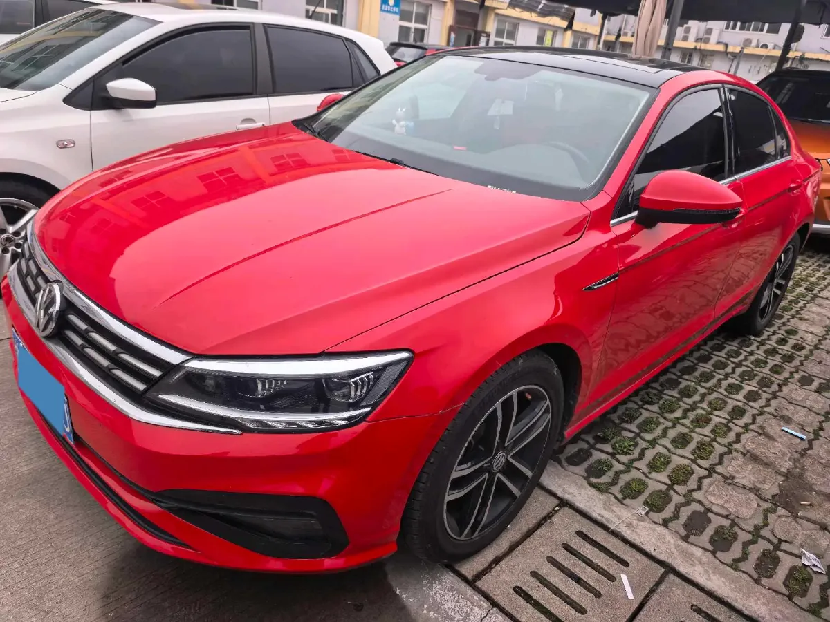 2019 Volkswagen Passat 1.4T 150HP L4 7DCT,autocango,china used car exporter,china ev exporter,chinese used car exporter,chinese used ev exporter