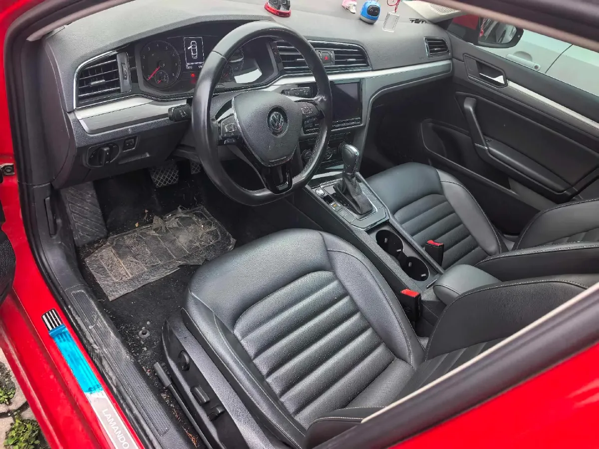 2019 Volkswagen Passat 1.4T 150HP L4 7DCT,autocango,china used car exporter,china ev exporter,chinese used car exporter,chinese used ev exporter