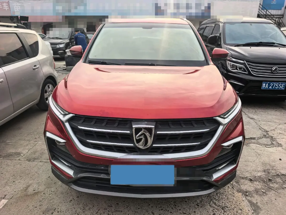 2018 BaoJun 530 1.5T 150HP L4 6DCT,autocango,china used car exporter,china ev exporter,chinese used car exporter,chinese used ev exporter