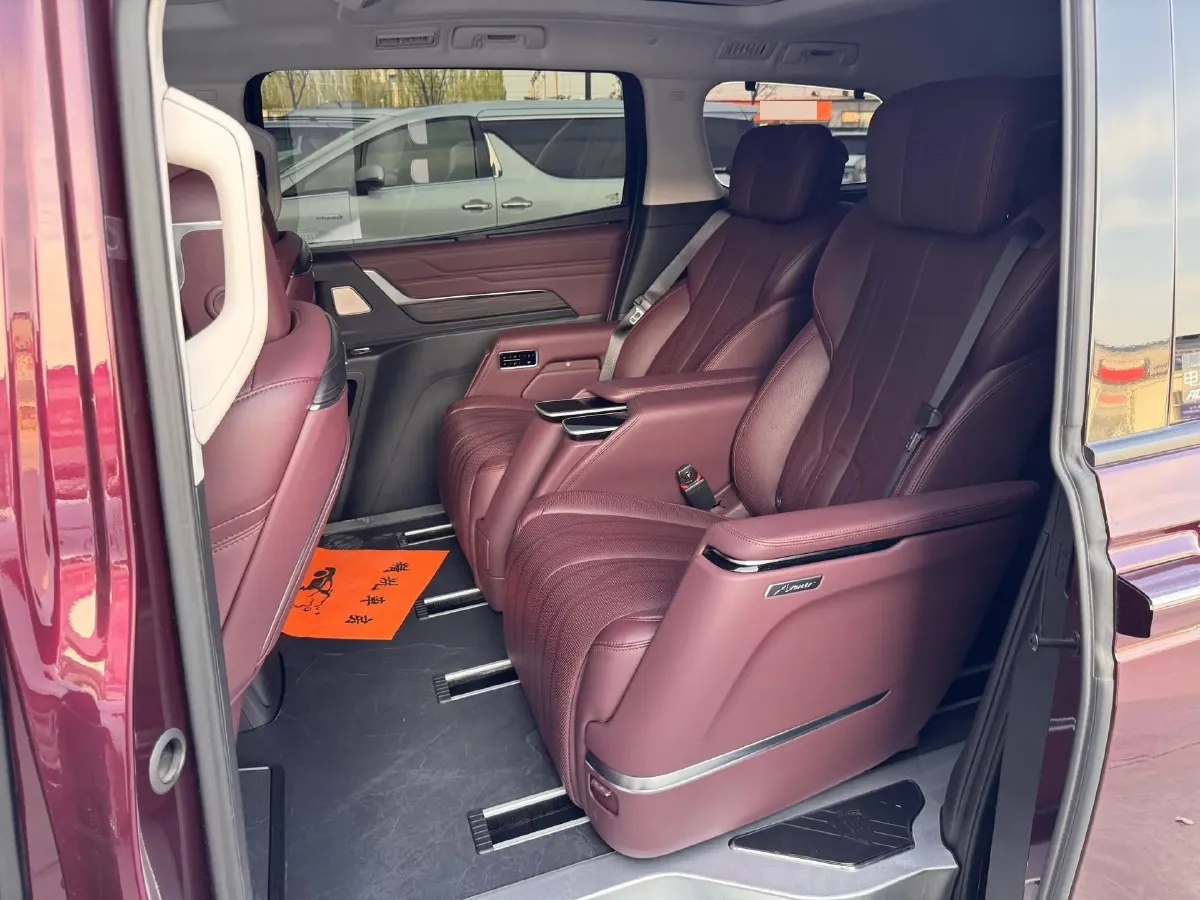 2023 Buick Century 2.0T 237HP L4 9AT,autocango,china used car exporter,china ev exporter,chinese used car exporter,chinese used ev exporter