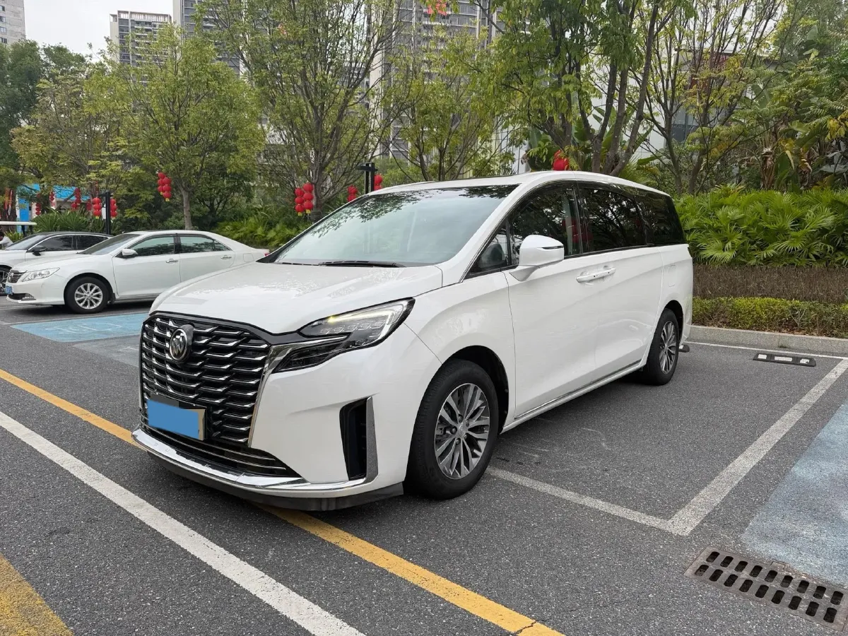 2023 Buick GL8 2.0T 237HP L4 9AT,autocango,china used car exporter,china ev exporter,chinese used car exporter,chinese used ev exporter