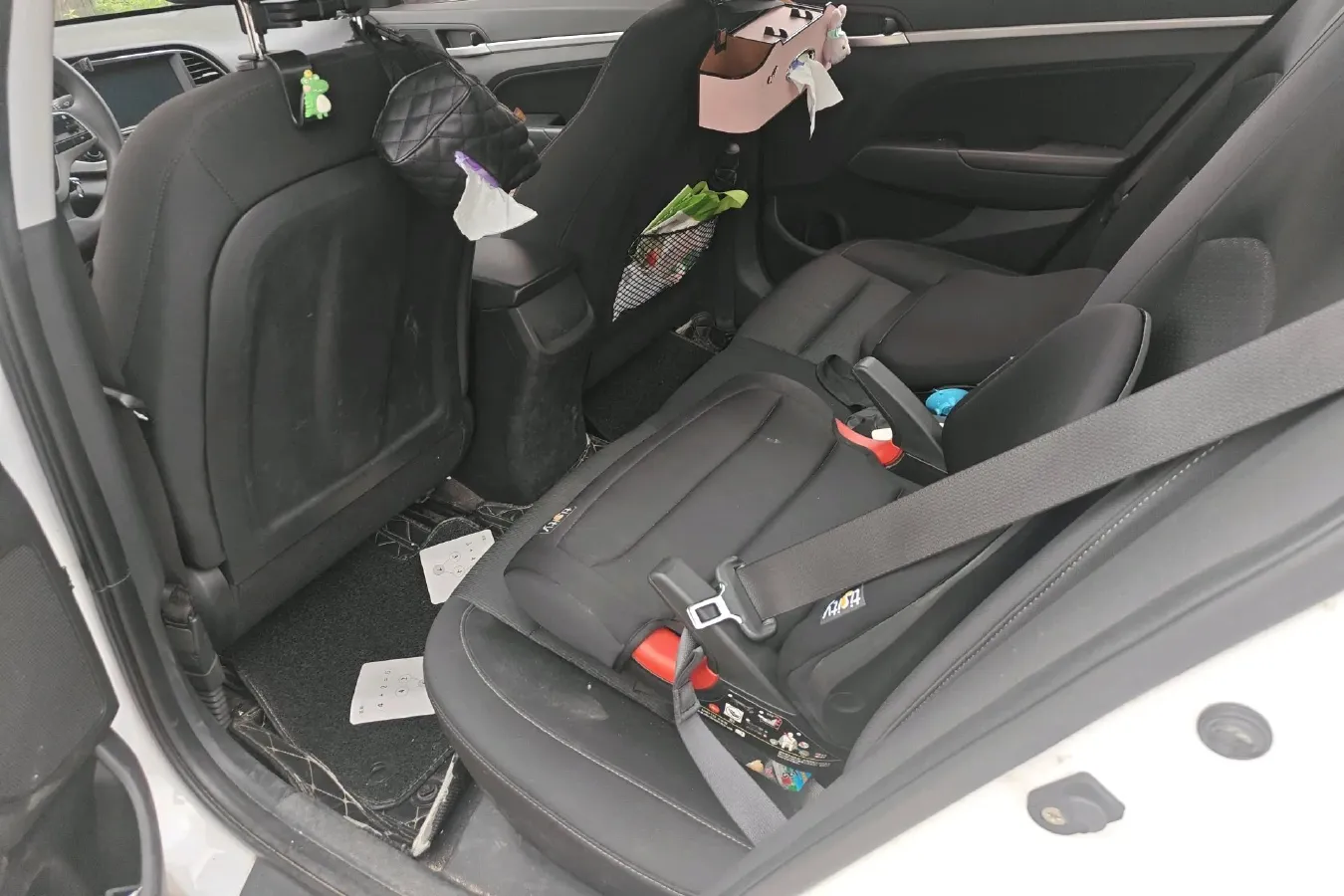 2016 Hyundai Elantra 1.6L 130HP L4 6AT,autocango,china used car exporter,china ev exporter,chinese used car exporter,chinese used ev exporter