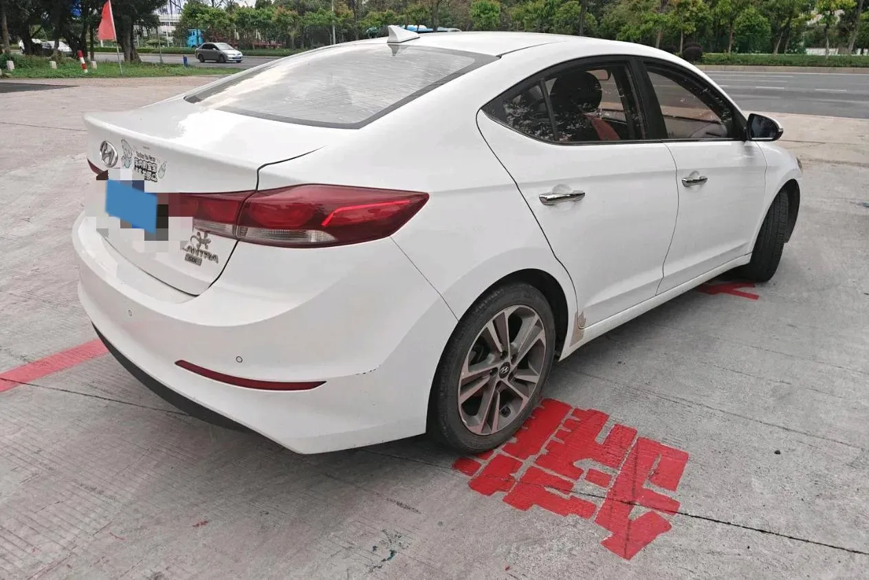 2016 Hyundai Elantra 1.6L 130HP L4 6AT,autocango,china used car exporter,china ev exporter,chinese used car exporter,chinese used ev exporter