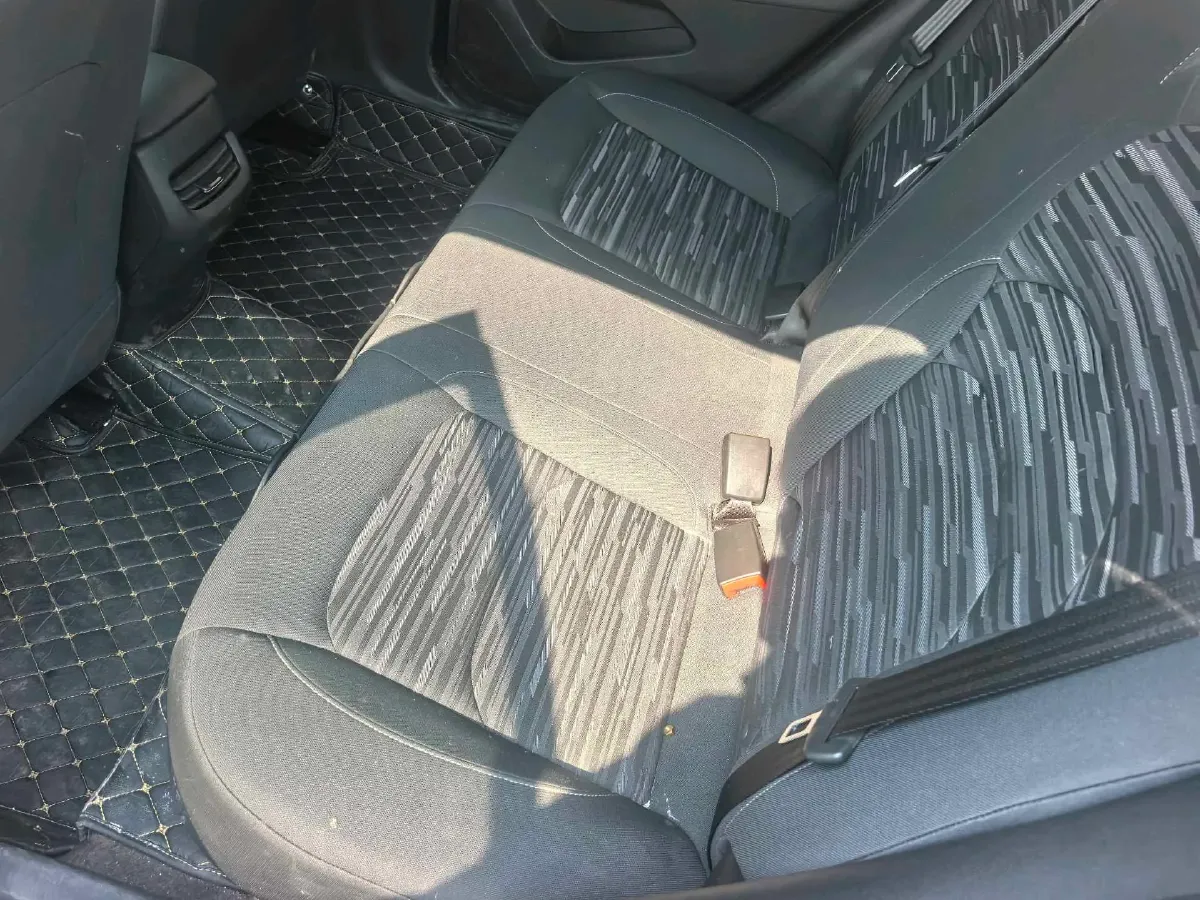 2023 Chevrolet Monza 1.5L 113HP L4 6DCT,autocango,china used car exporter,china ev exporter,chinese used car exporter,chinese used ev exporter