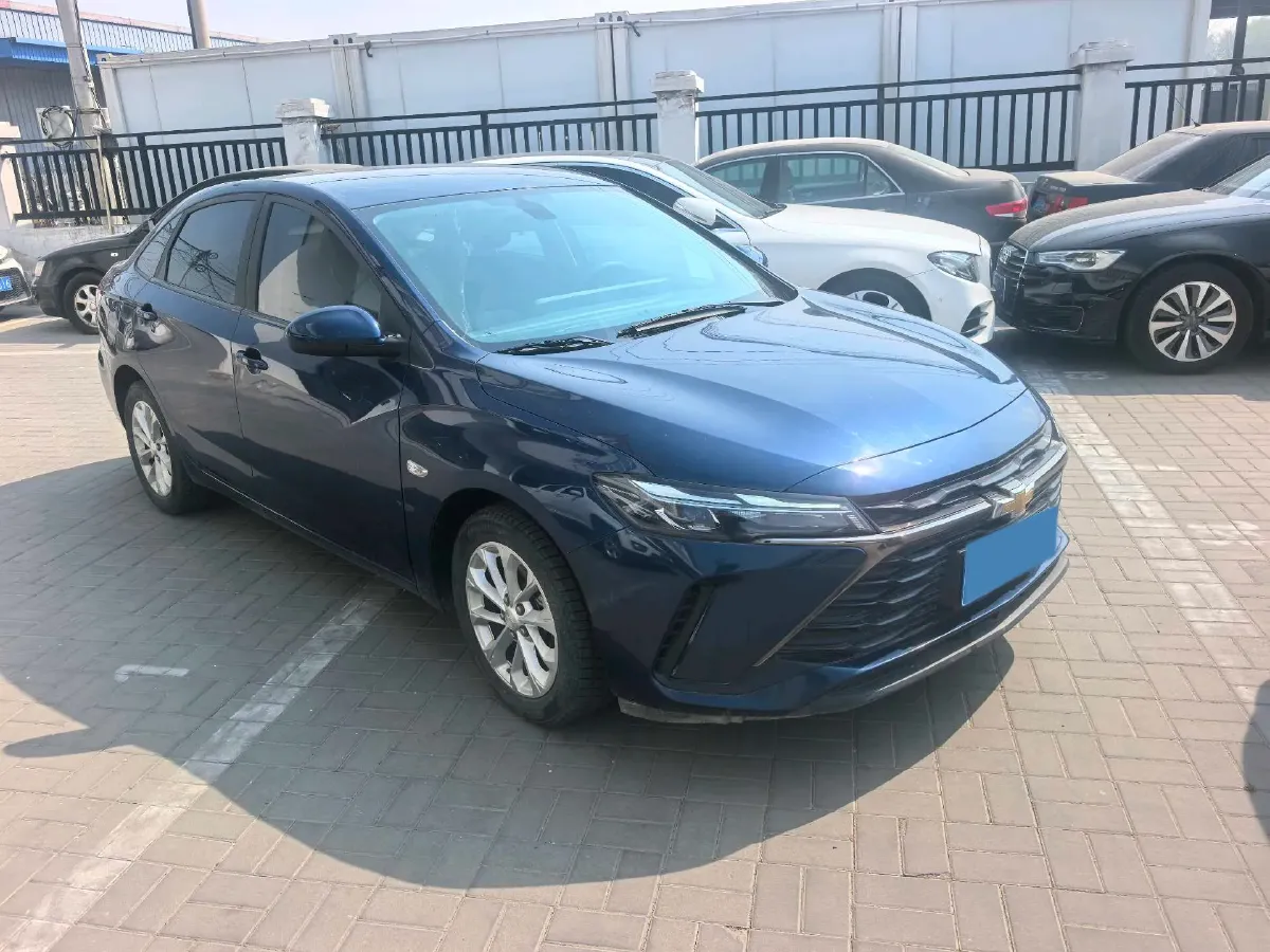 2023 Chevrolet Monza 1.5L 113HP L4 6DCT,autocango,china used car exporter,china ev exporter,chinese used car exporter,chinese used ev exporter