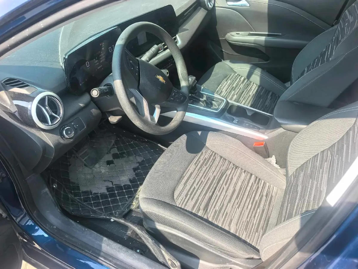 2023 Chevrolet Monza 1.5L 113HP L4 6DCT,autocango,china used car exporter,china ev exporter,chinese used car exporter,chinese used ev exporter