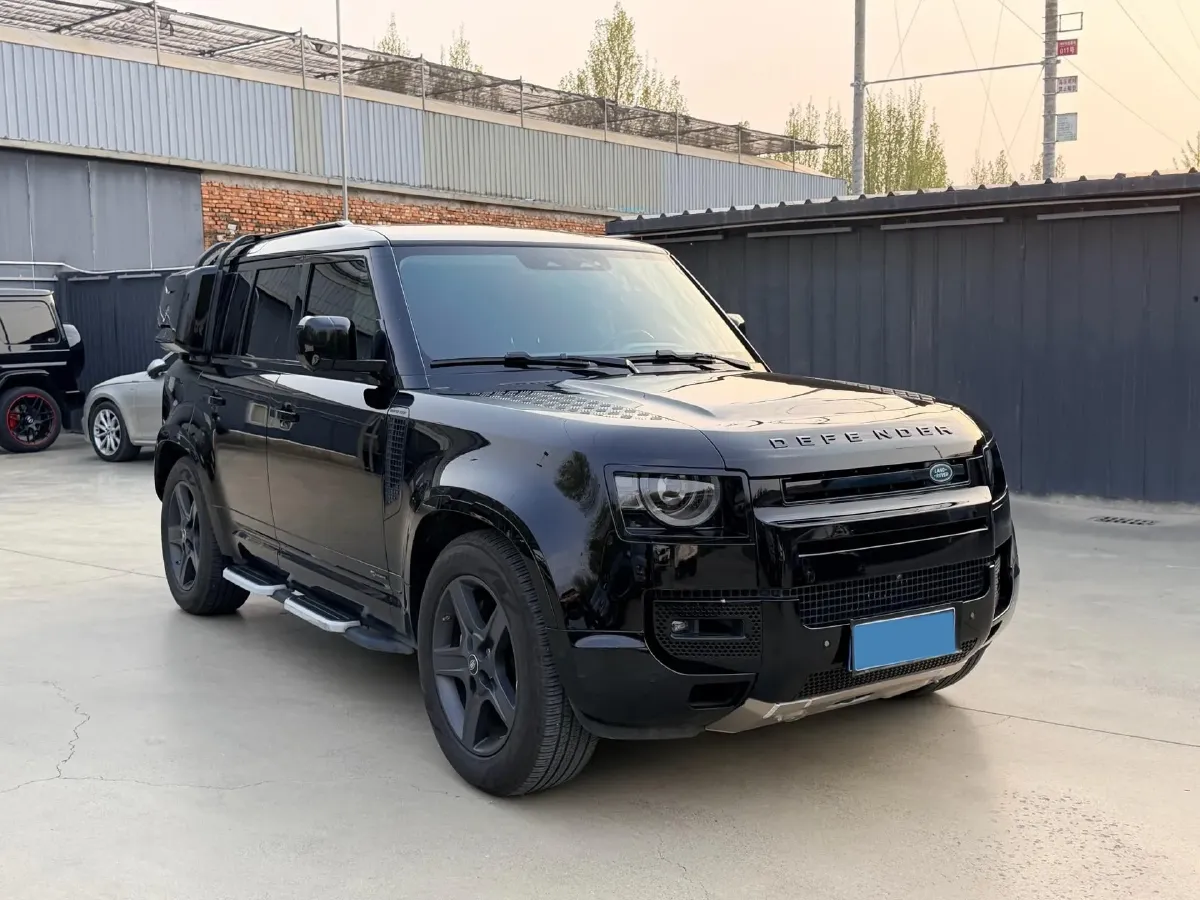 2021 Land Rover Defender 3.0T 400HP L6 8AT,autocango,china used car exporter,china ev exporter,chinese used car exporter,chinese used ev exporter