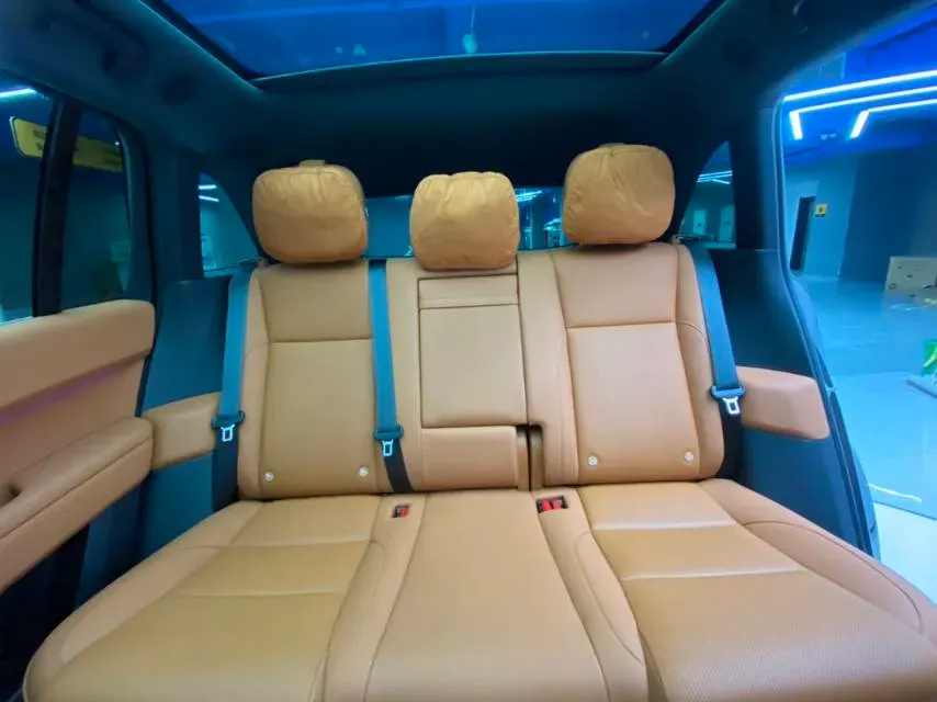 2024 Li L6 Range Extended 154HP L4 REEV 36.8KWH,autocango,china used car exporter,china ev exporter,chinese used car exporter,chinese used ev exporter