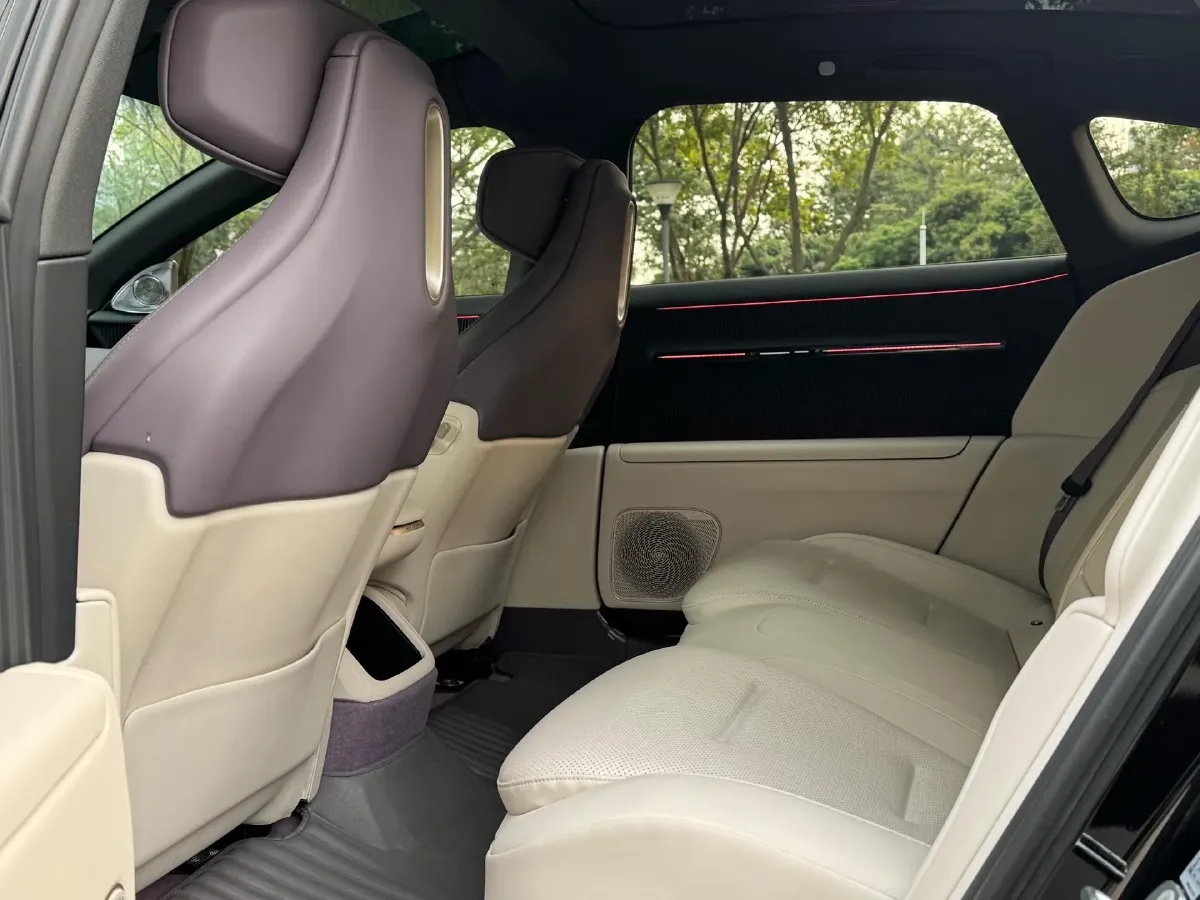 2025 Avatr 12 BEV 94.53KWH,autocango,china used car exporter,china ev exporter,chinese used car exporter,chinese used ev exporter