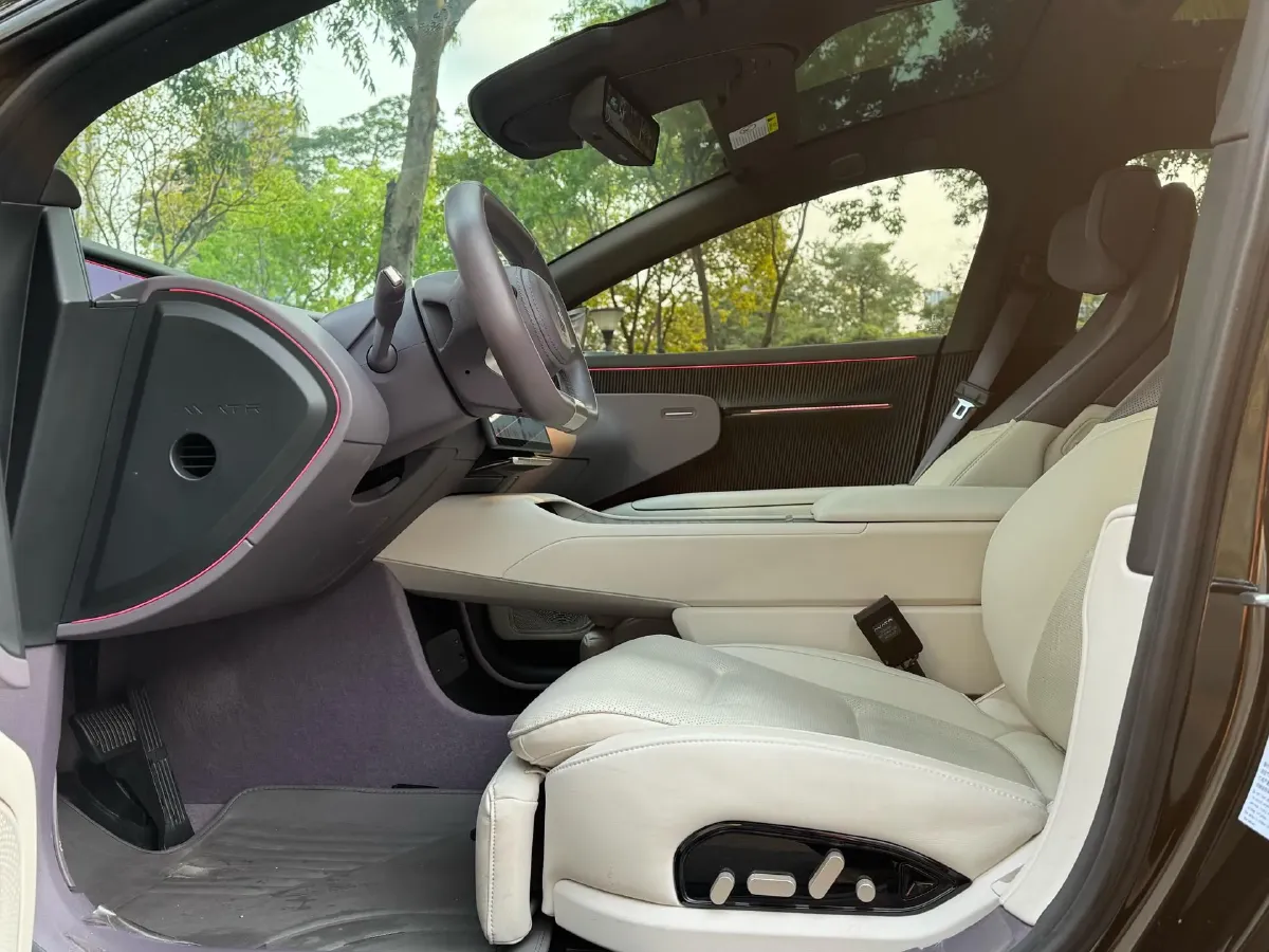 2025 Avatr 12 BEV 94.53KWH,autocango,china used car exporter,china ev exporter,chinese used car exporter,chinese used ev exporter