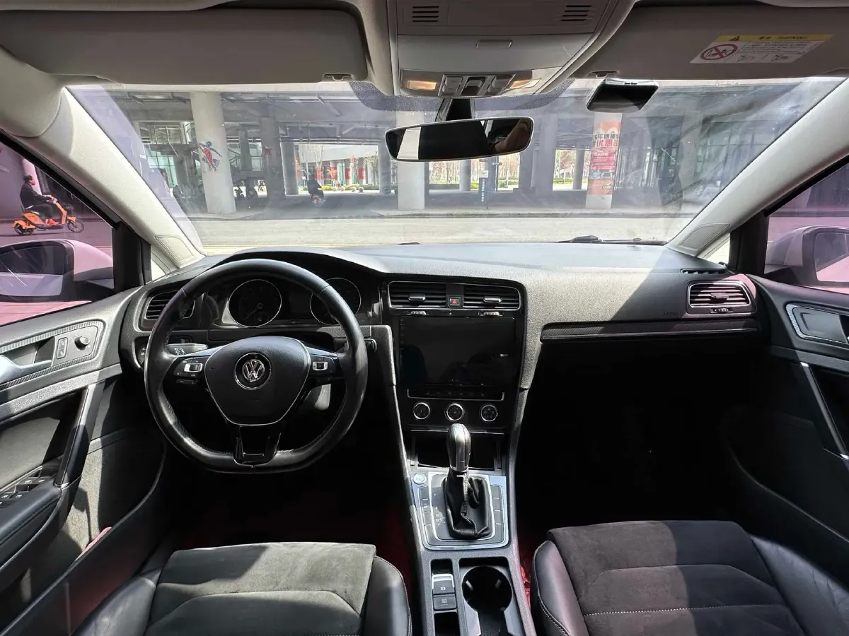 2018 Volkswagen Golf 1.4T 131HP L4 7DCT,autocango,china used car exporter,china ev exporter,chinese used car exporter,chinese used ev exporter