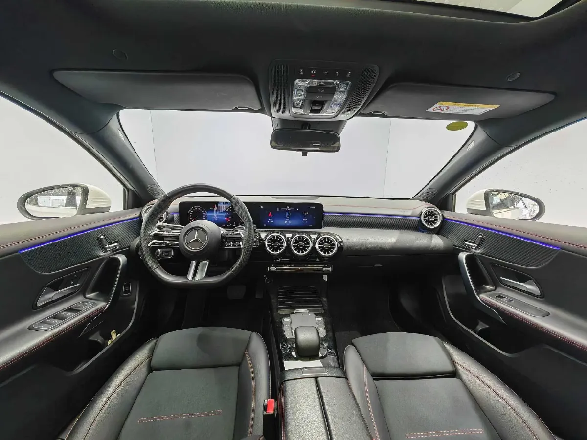 2023 Mercedes-Benz A Class 1.3T 163HP L4 7DCT,autocango,china used car exporter,china ev exporter,chinese used car exporter,chinese used ev exporter