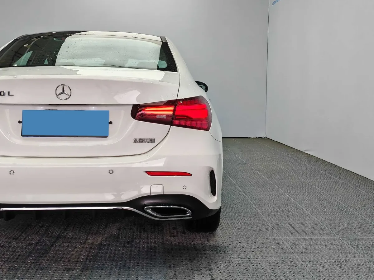 2023 Mercedes-Benz A Class 1.3T 163HP L4 7DCT,autocango,china used car exporter,china ev exporter,chinese used car exporter,chinese used ev exporter