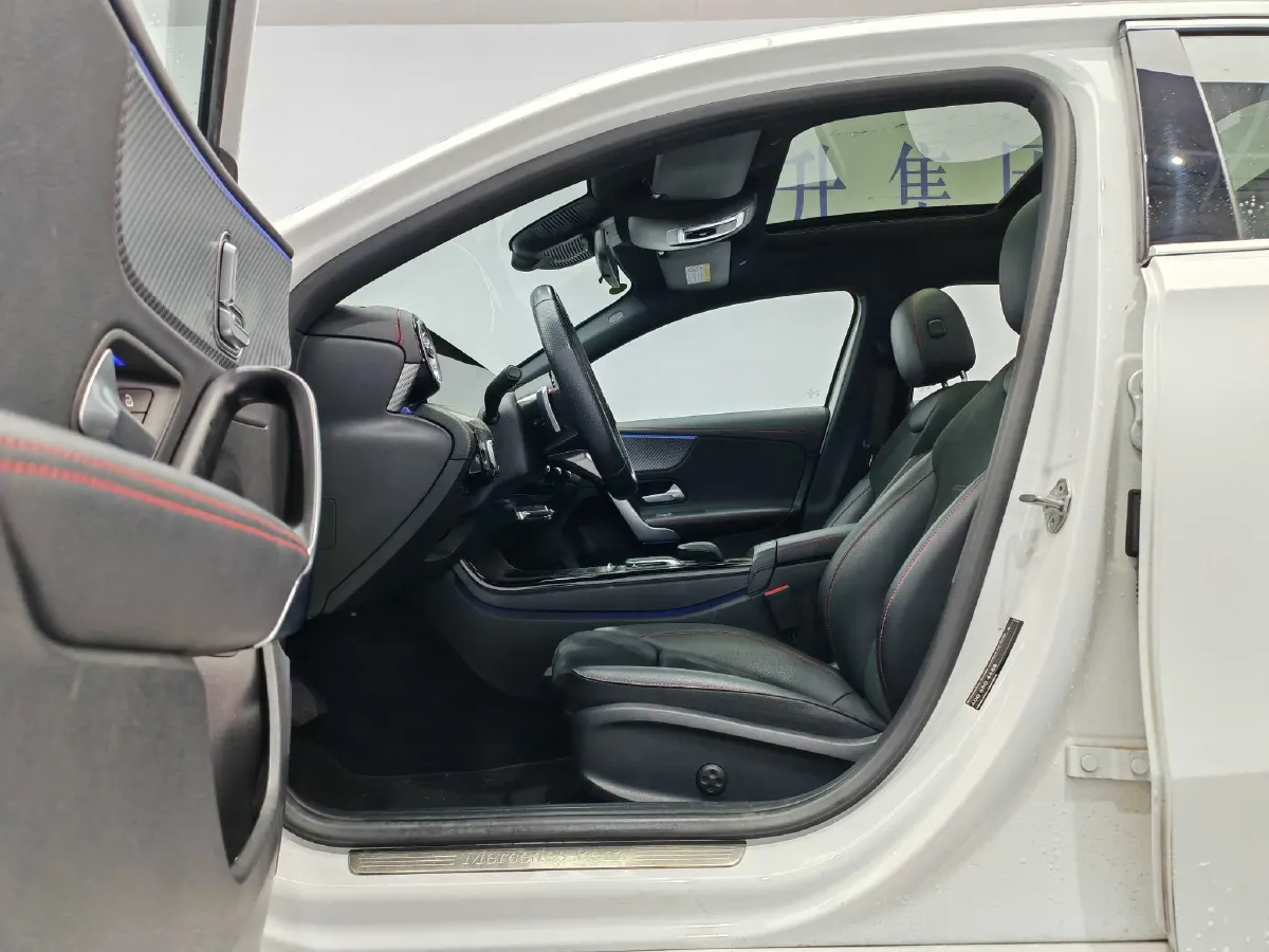 2023 Mercedes-Benz A Class 1.3T 163HP L4 7DCT,autocango,china used car exporter,china ev exporter,chinese used car exporter,chinese used ev exporter