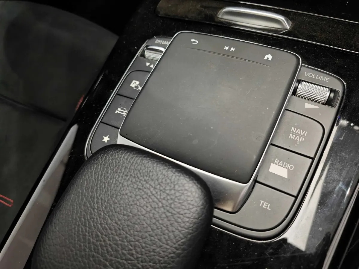 2023 Mercedes-Benz A Class 1.3T 163HP L4 7DCT,autocango,china used car exporter,china ev exporter,chinese used car exporter,chinese used ev exporter