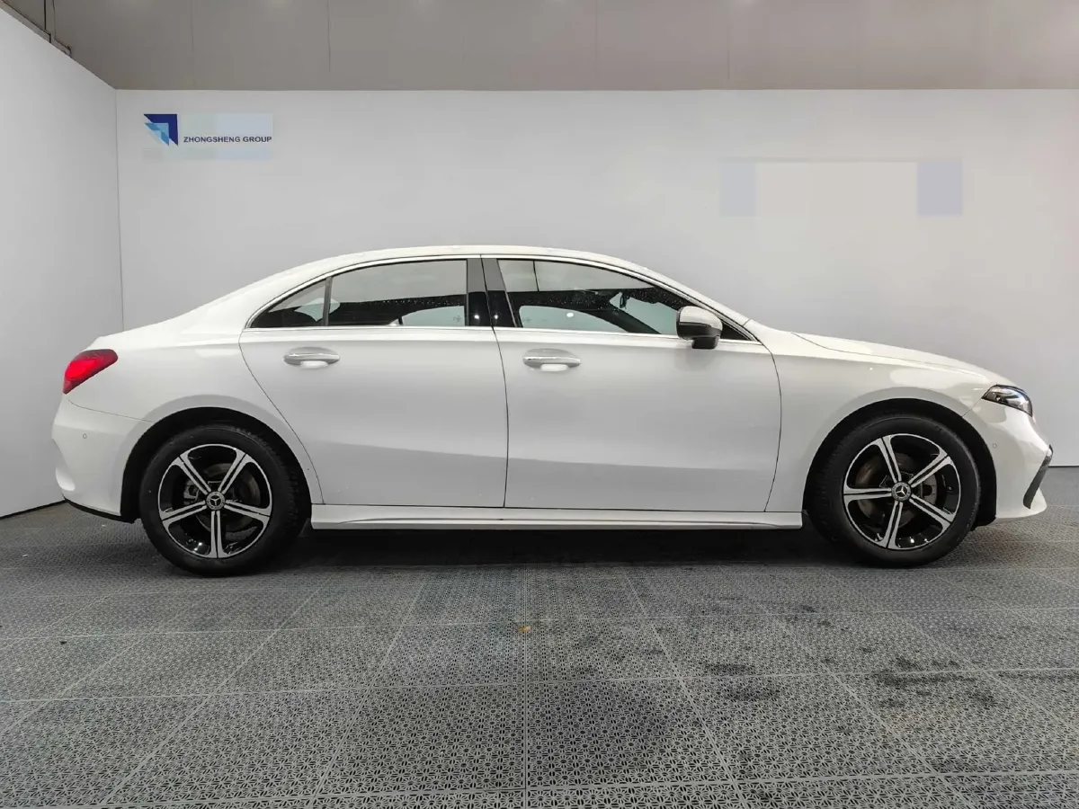 2023 Mercedes-Benz A Class 1.3T 163HP L4 7DCT,autocango,china used car exporter,china ev exporter,chinese used car exporter,chinese used ev exporter