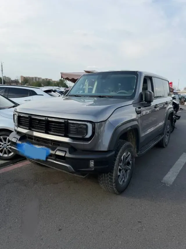 2024 Beijing BJ40 2.0T 245HP L4 8AT,autocango,china used car exporter,china ev exporter,chinese used car exporter,chinese used ev exporter
