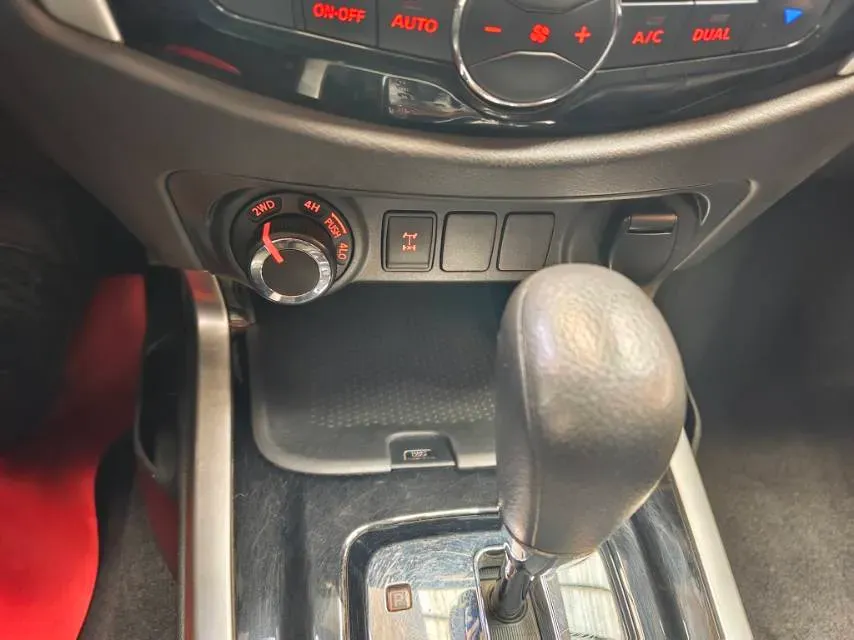 2020 Nissan Terra 2.5L 193HP L4 7AT,autocango,china used car exporter,china ev exporter,chinese used car exporter,chinese used ev exporter