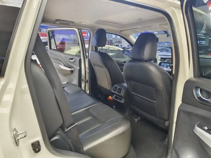 2020 Nissan Terra 2.5L 193HP L4 7AT,autocango,china used car exporter,china ev exporter,chinese used car exporter,chinese used ev exporter