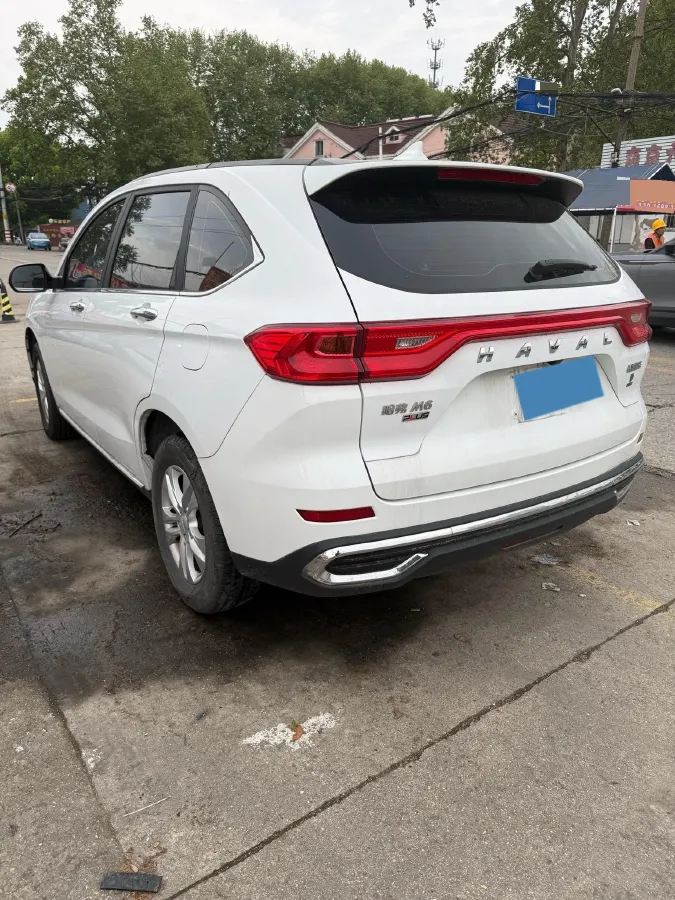 2022 Haval H6 1.5T 184HP L4 7DCT,autocango,china used car exporter,china ev exporter,chinese used car exporter,chinese used ev exporter