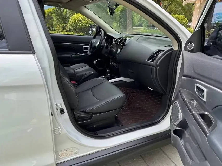 2018 Mitsubishi ASX 2.0L 167HP L4 CVT,autocango,china used car exporter,china ev exporter,chinese used car exporter,chinese used ev exporter