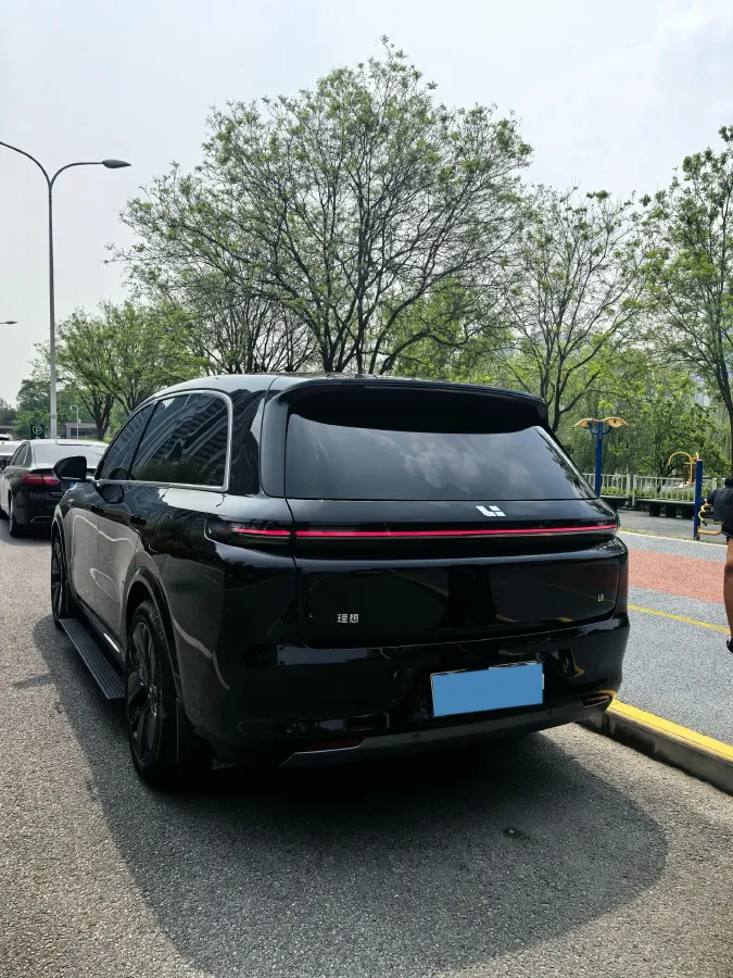 2024 Ford Bronco 2.3T 275HP L4 10AT,autocango,china used car exporter,china ev exporter,chinese used car exporter,chinese used ev exporter