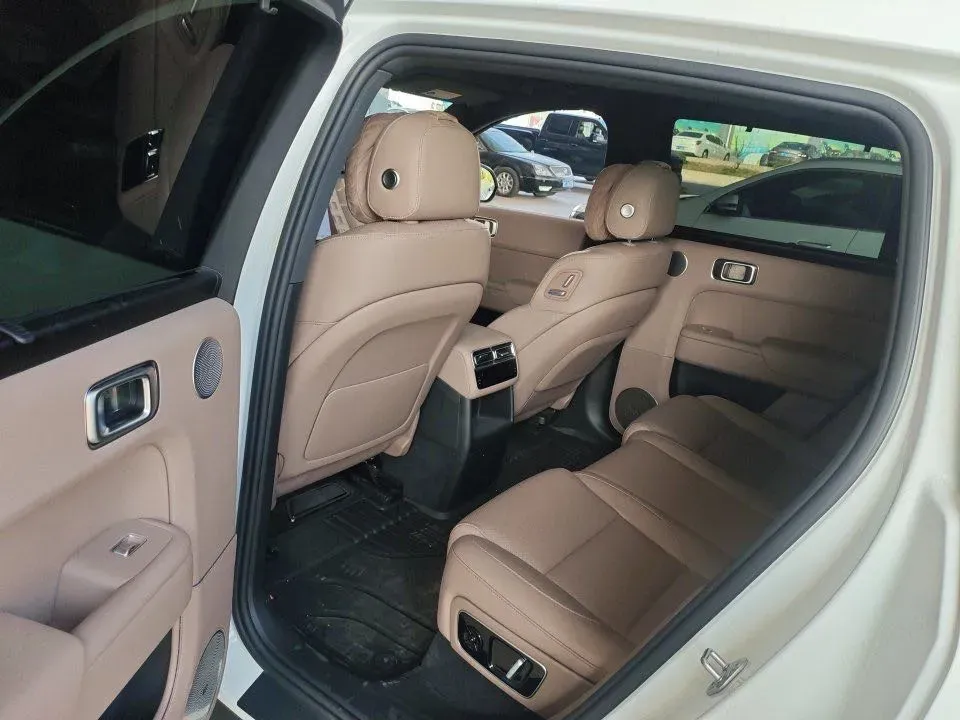 2025 Li L7 Range Extended 154HP REEV,autocango,china used car exporter,china ev exporter,chinese used car exporter,chinese used ev exporter