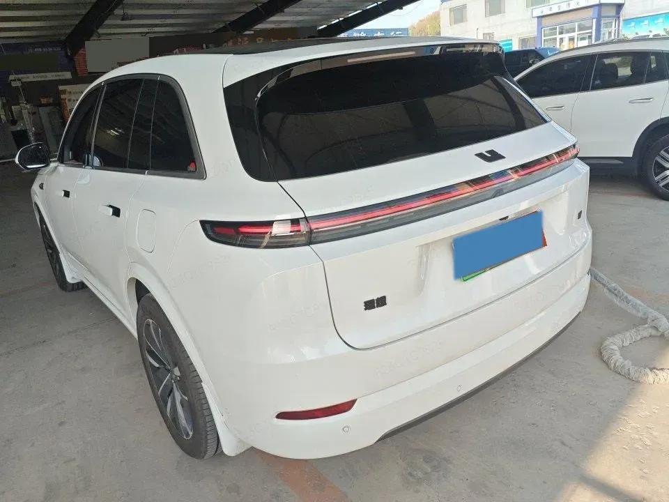 2025 Li L7 Range Extended 154HP REEV,autocango,china used car exporter,china ev exporter,chinese used car exporter,chinese used ev exporter