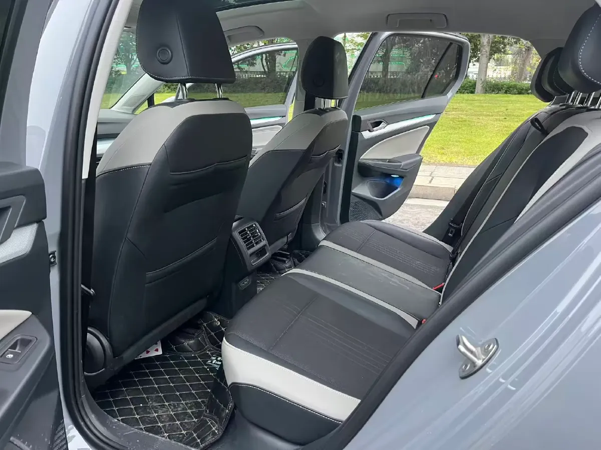 2021 Volkswagen Golf 1.4T 150HP L4 7DCT,autocango,china used car exporter,china ev exporter,chinese used car exporter,chinese used ev exporter