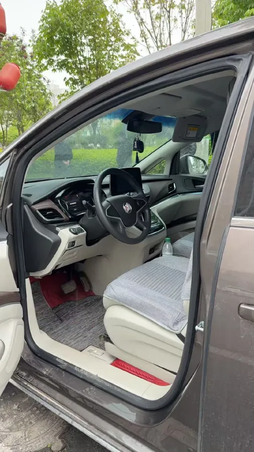 2023 Buick GL8 2.0T 237HP L4 9AT,autocango,china used car exporter,china ev exporter,chinese used car exporter,chinese used ev exporter