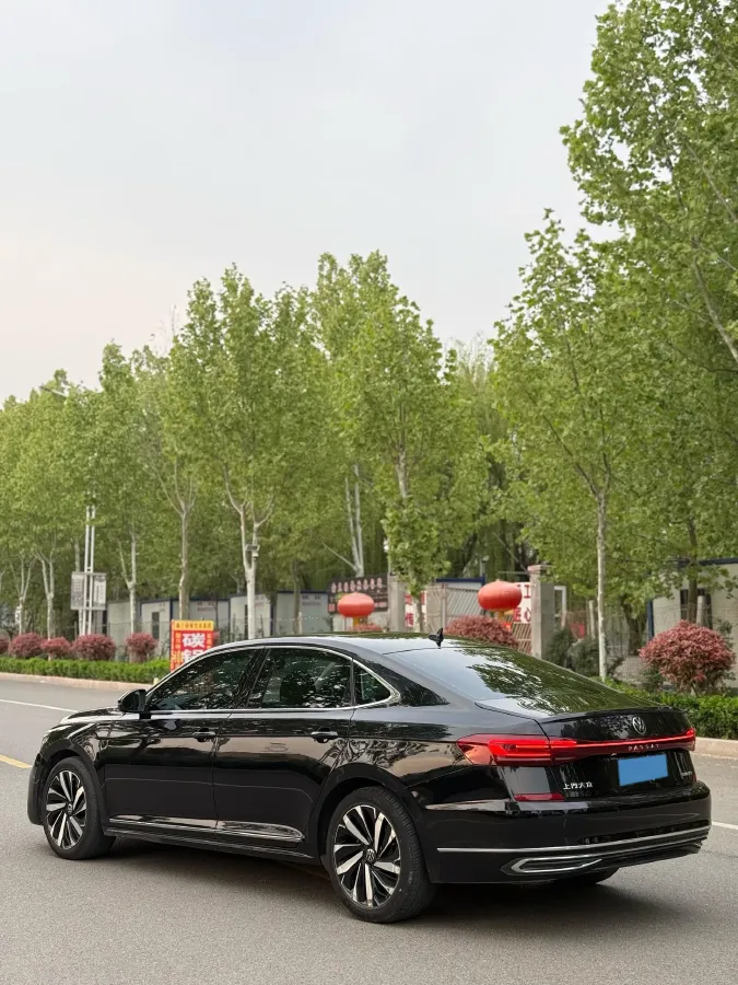 2021 Volkswagen Passat 2.0T 186HP L4 7DCT,autocango,china used car exporter,china ev exporter,chinese used car exporter,chinese used ev exporter
