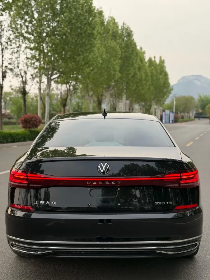2021 Volkswagen Passat 2.0T 186HP L4 7DCT,autocango,china used car exporter,china ev exporter,chinese used car exporter,chinese used ev exporter
