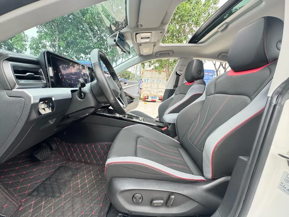 2023 Volkswagen Lamando 1.4T 150HP L4 7DCT,autocango,china used car exporter,china ev exporter,chinese used car exporter,chinese used ev exporter